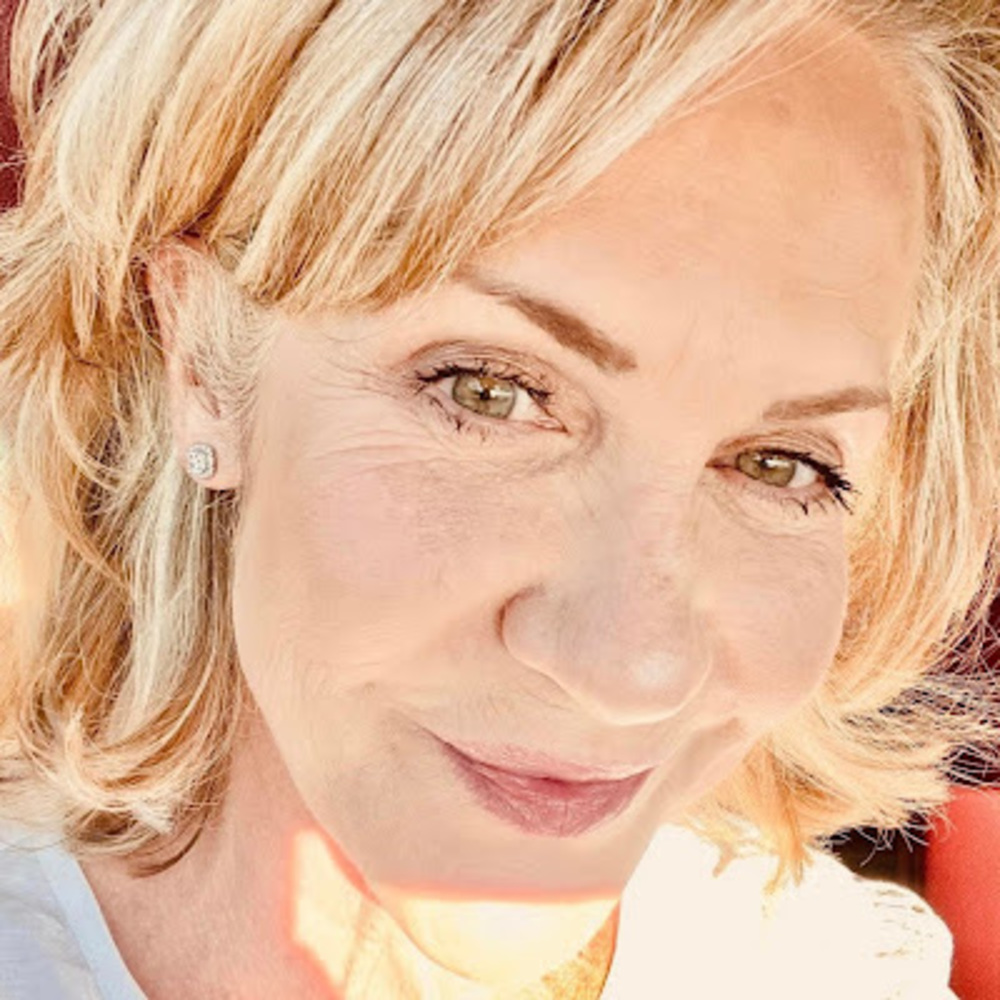 Meet your Posher, Carmen